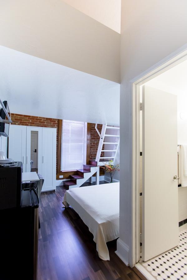 Vantaggio Suites Сан Диего Екстериор снимка